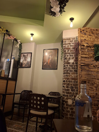 Caprice Café · Photos 37