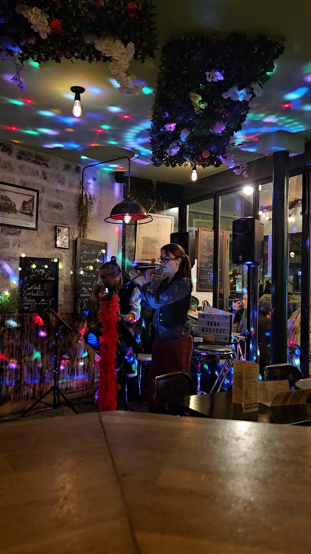 Caprice Café · Photos 18